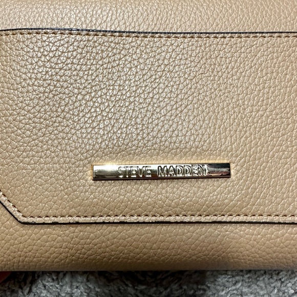 Steve Madden Tan Gold Studded Crossbody - Picture 5 of 12